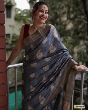 Cottan Saree with Unstitched Blouse in Grey