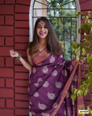 Cottan Saree with Unstitched Blouse in Royal Maroon