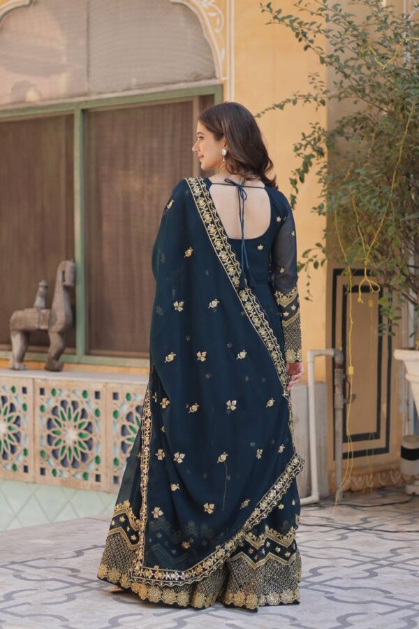 Morpitch Embroidered Faux Blooming Georgette Gown 3