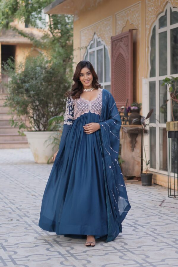 Rama Embroidered Star Georgette Gown 1