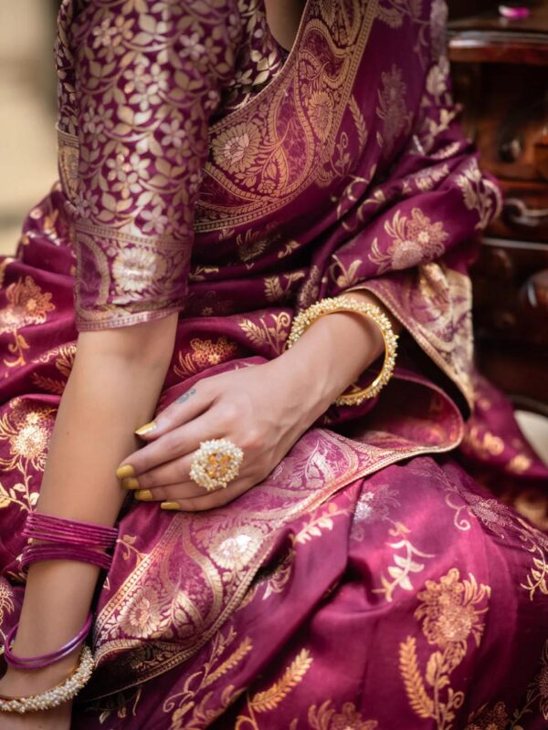 Saree with Unstitched Brocade Blouse in Purple 4