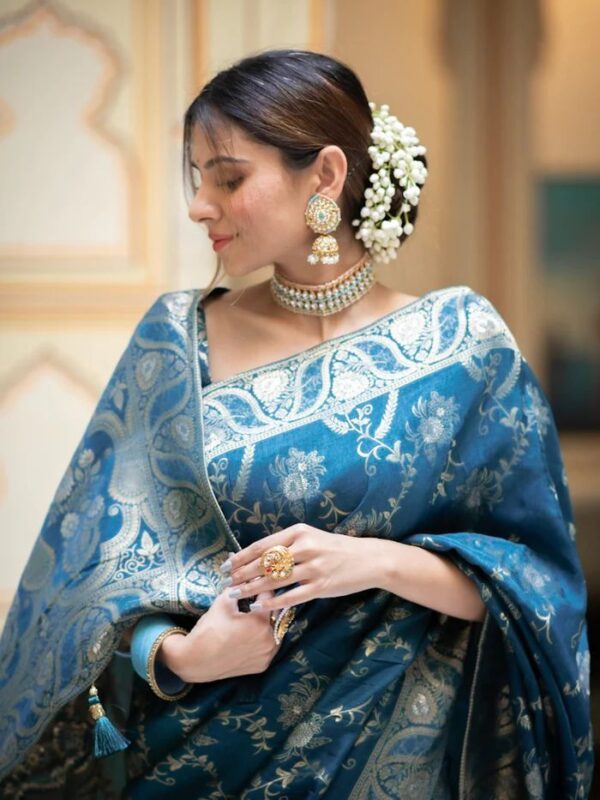 Saree with Unstitched Brocade Blouse in Rama 2