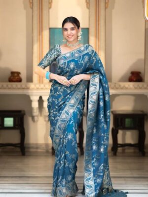 Saree With Unstitched Brocade Blouse in Rama